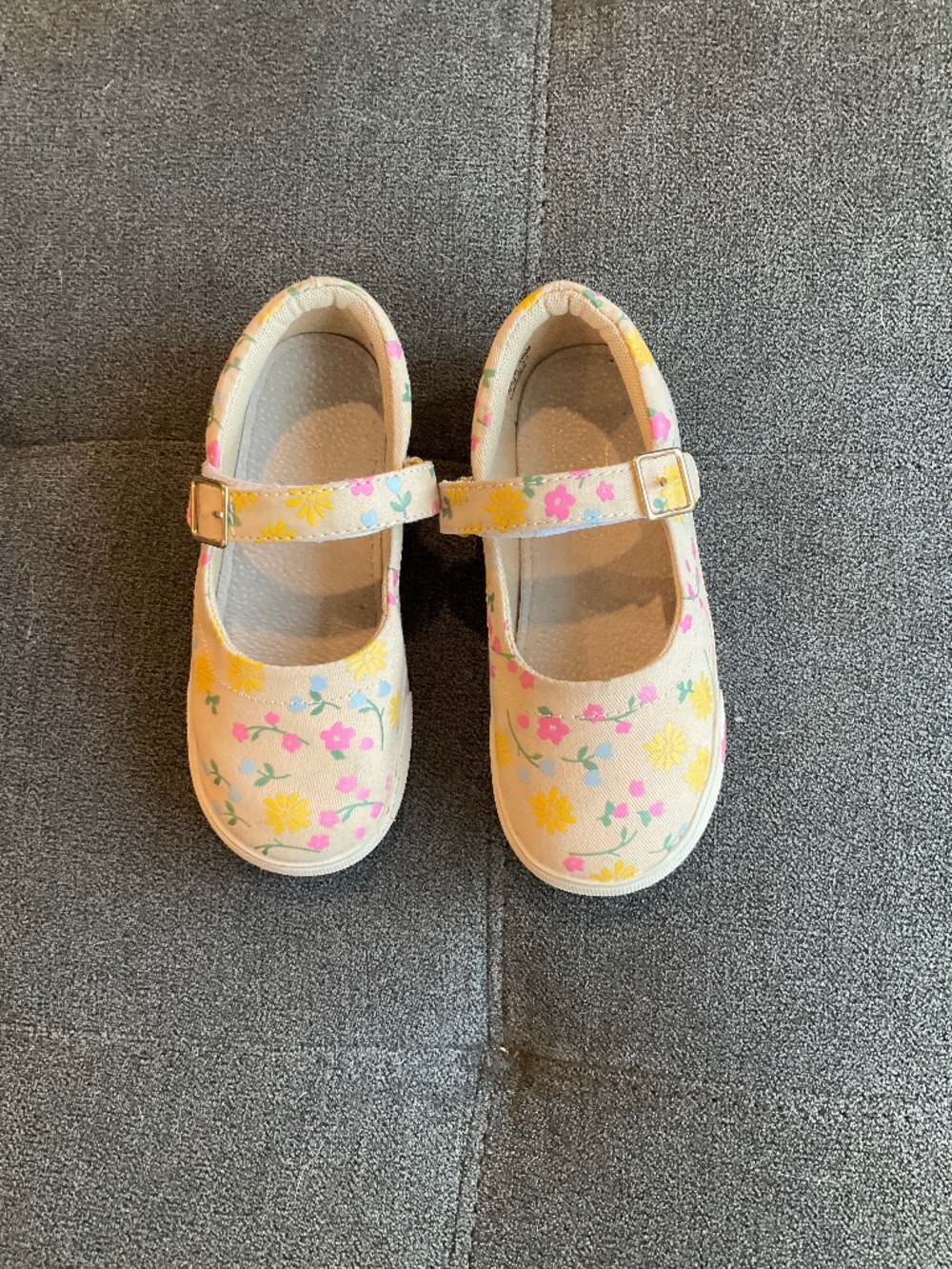 EUC See Kai Run Girl's Floral Slip-On Shoes Size 11
